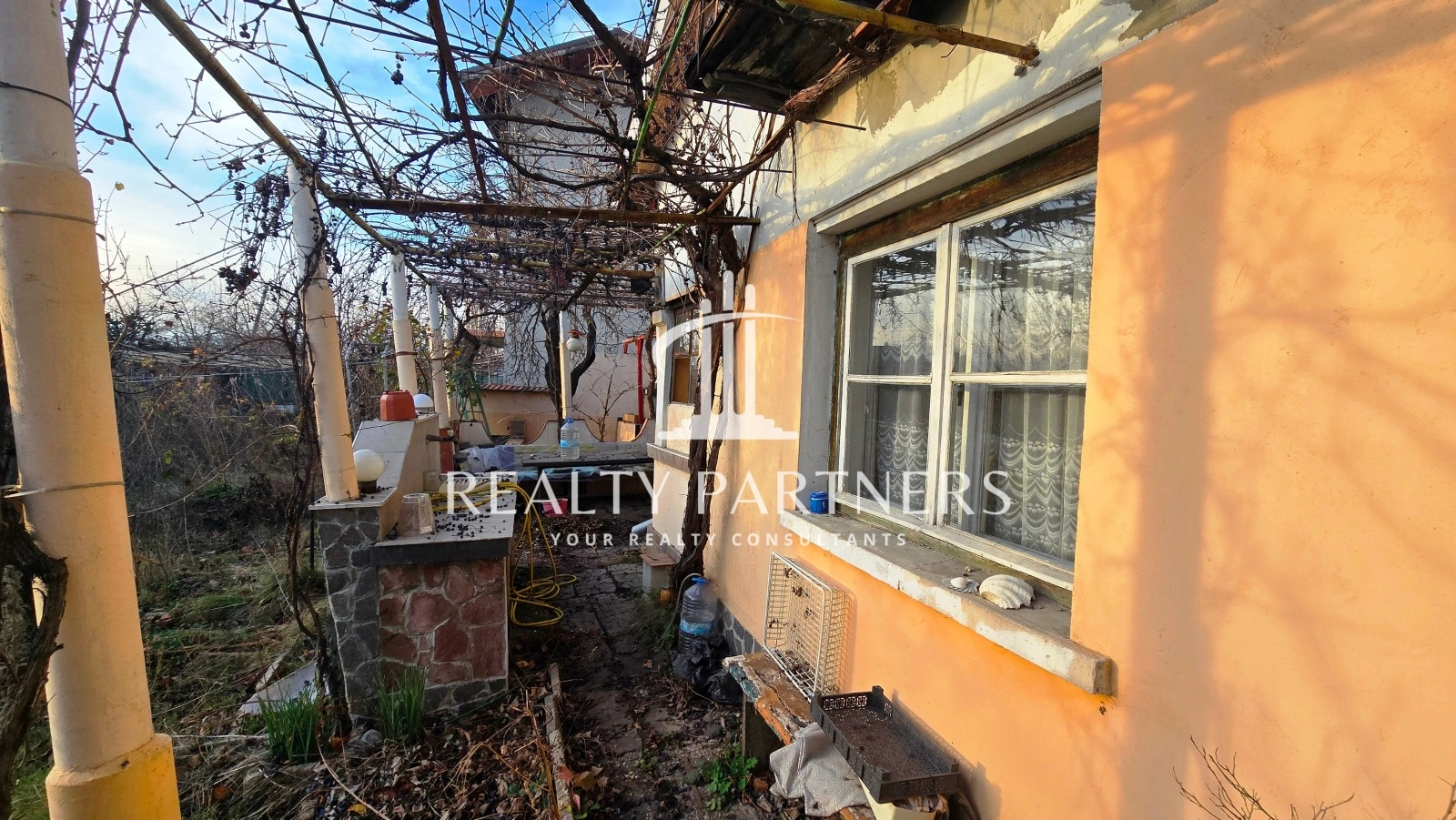 Продава КЪЩА - кв. Рудничар, гр. Перник