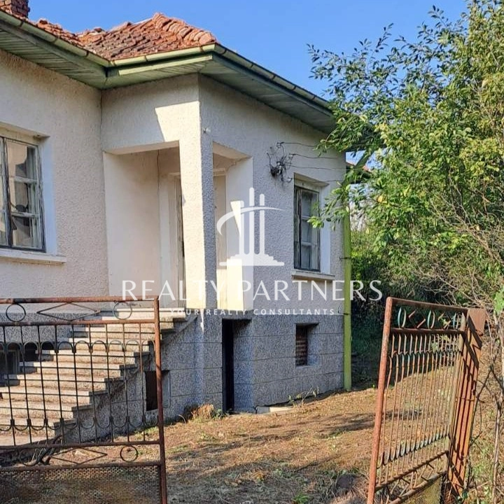 Продава КЪЩА - с. Гърло, обл. Перник