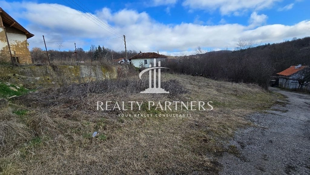 Продава ПАРЦЕЛ - с. Габровдол, обл. Перник