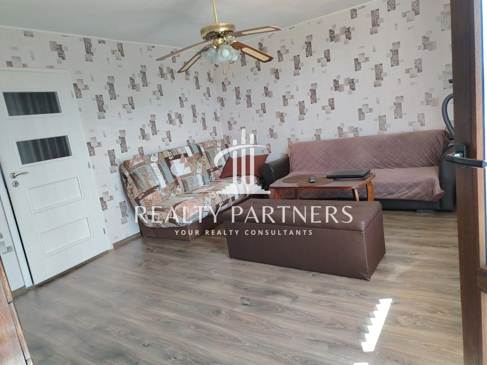Продава КЪЩА - гр. Радомир, обл. Перник