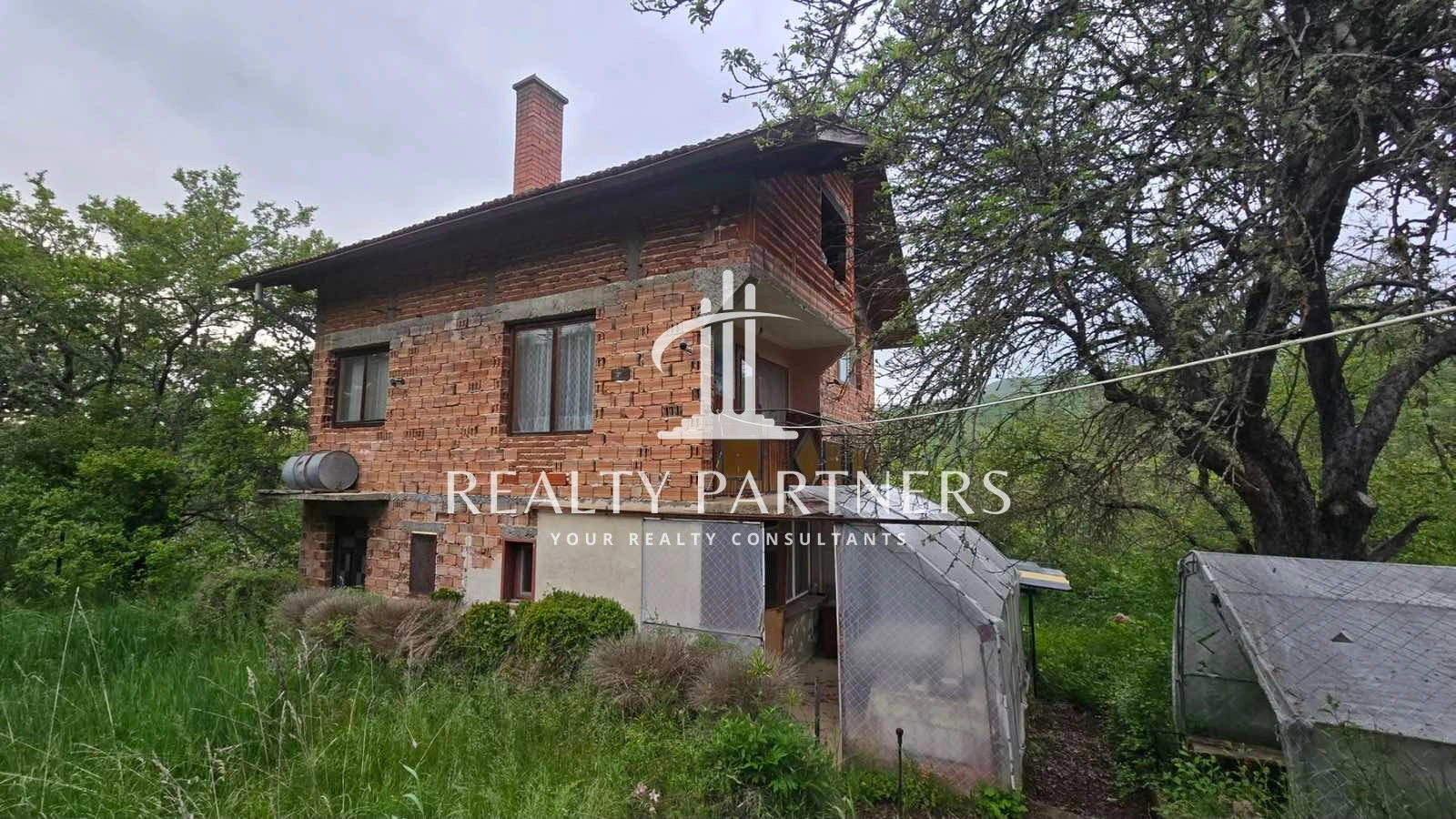 Продава КЪЩА - с. Смиров дол, обл. Перник